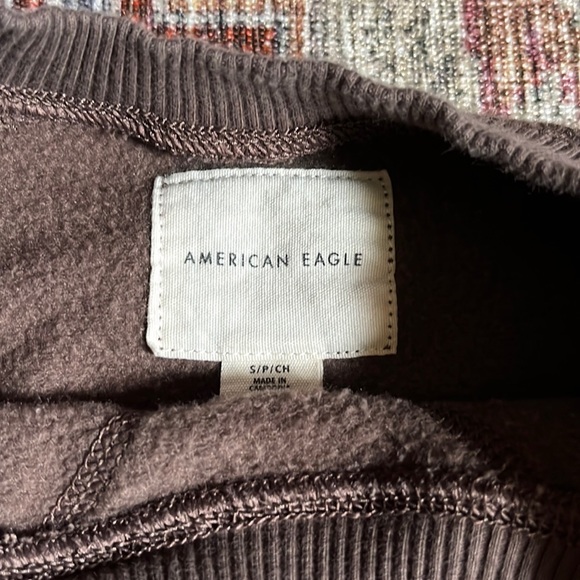 american eagle crew neck - Picture 3 of 3